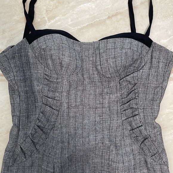 Dress - Picture 2 of 3